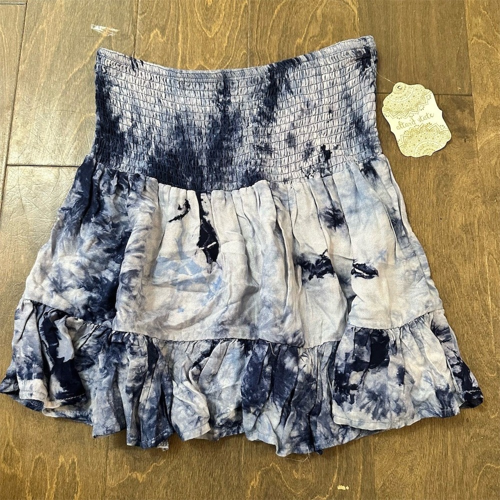 Altar'd State Skirt Womens S Blue & White Tie-Dye Smocked Mini Ruffle